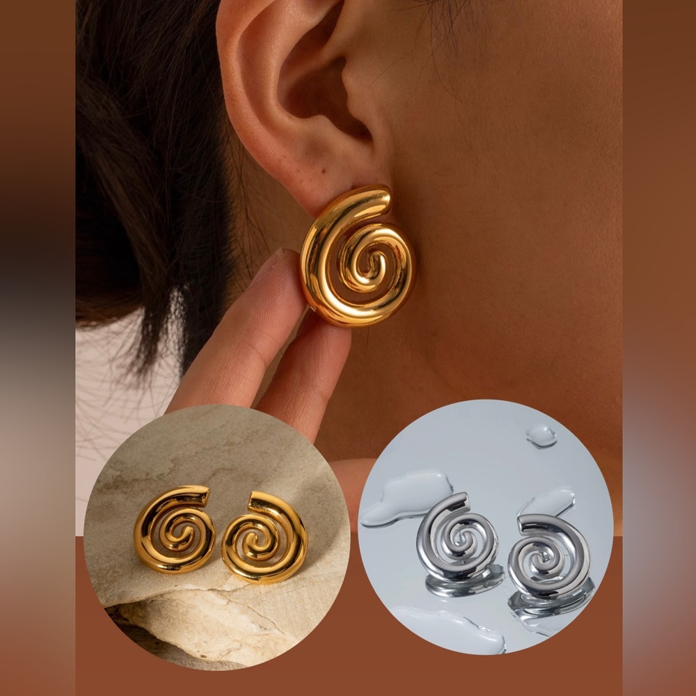 Gold-Plated Spiral Stud Earring